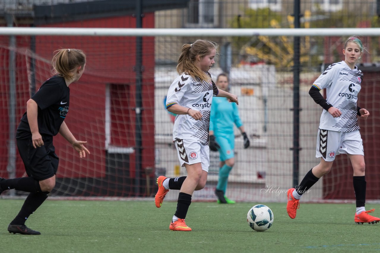 Bild 110 - B-Juniorinnen St.Pauli - C-Juniorinnen SV Steinhorst : Ergebnis: 1:2